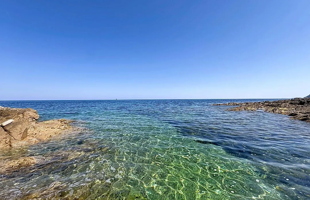 Waterfront Villa At La Reserve Ramatuelle-1