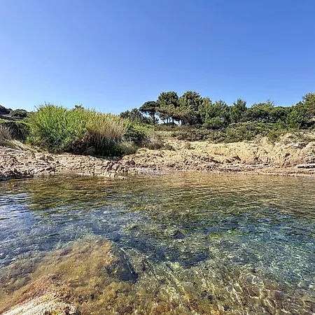 Waterfront Villa At La Reserve Ramatuelle-2